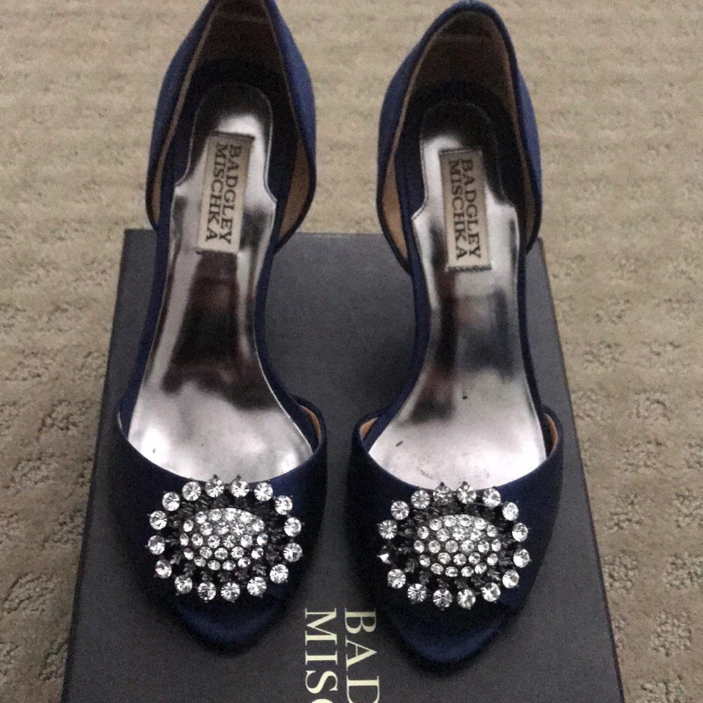 Badgley Mischka Navy Lacie Pump 6.5